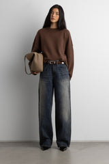 MID-RISE CURVED LEG DARK WASH JEAN