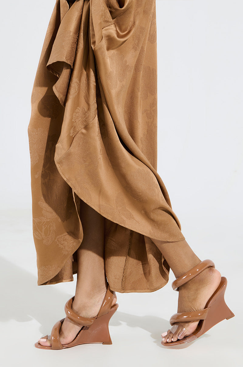 AKIRA MINORU NUDE WEDGE SANDAL